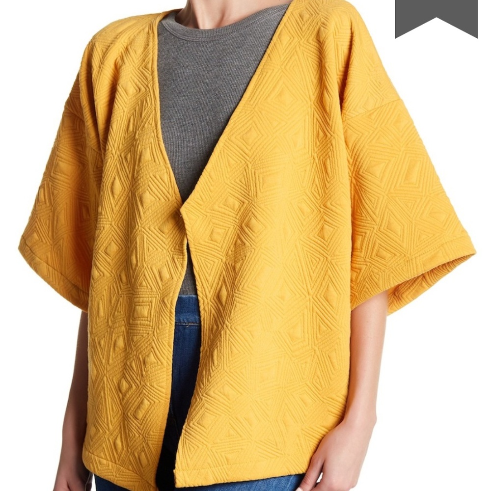 NWT Roffe Cheerful Yellow Geometric Quilted Shrug